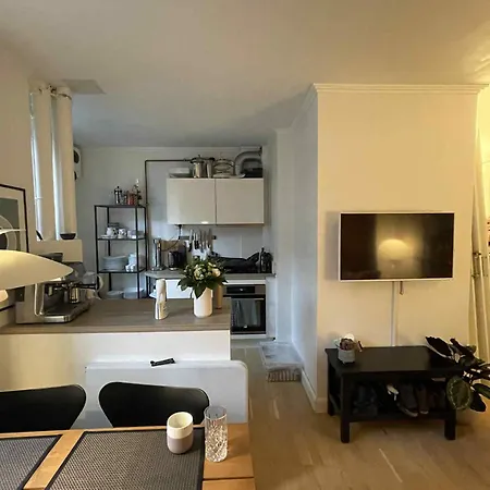 Apartment Place To For Couples In *